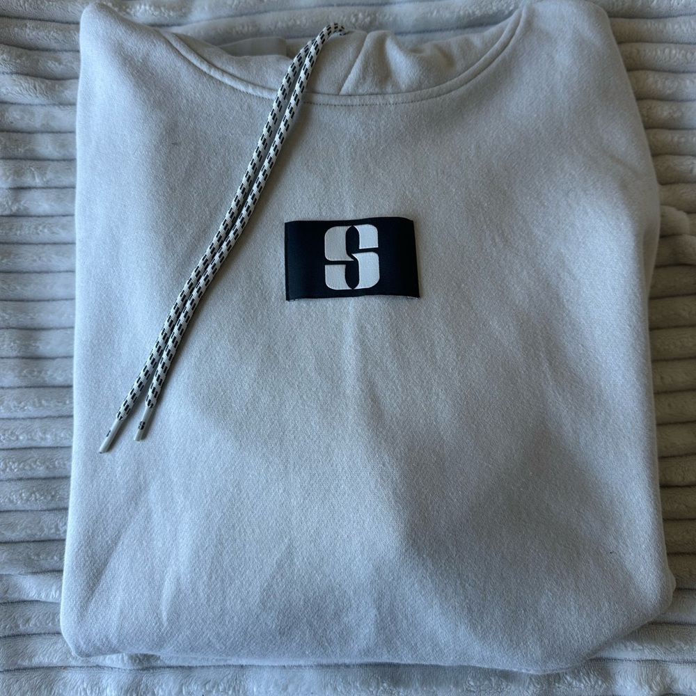 UNISEX SABRINA FLEECE BASKETBALL HOODIE